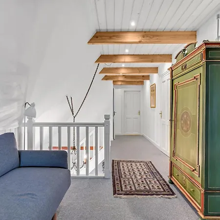 Semesterbostad Gulstavgard Gulstavvej